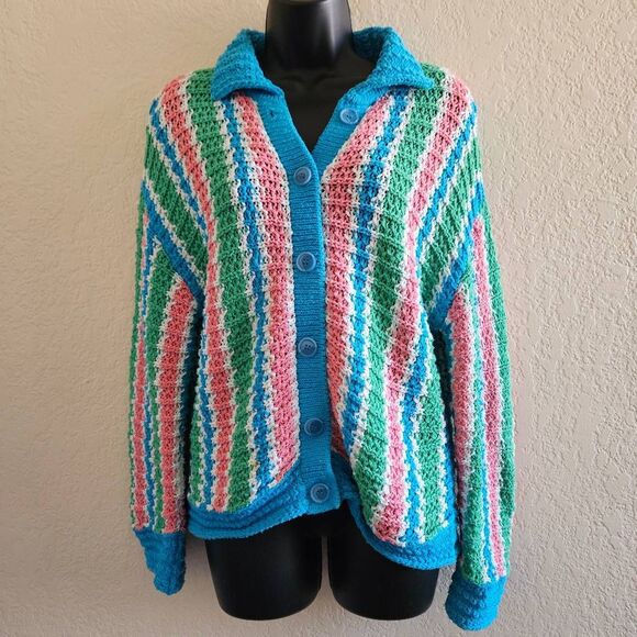 Zara Blogger's Favorite Striped Crocheted Cardigan - Picture 2 of 9
